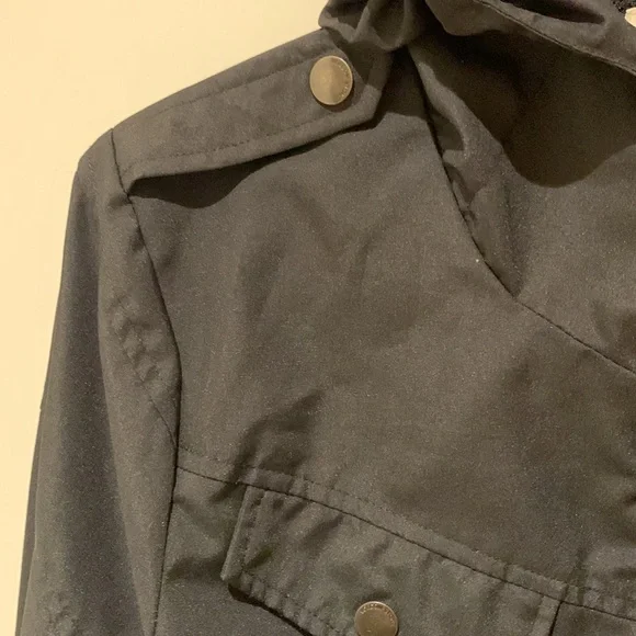 Women’s Volcom jacket - Picture 4 of 8